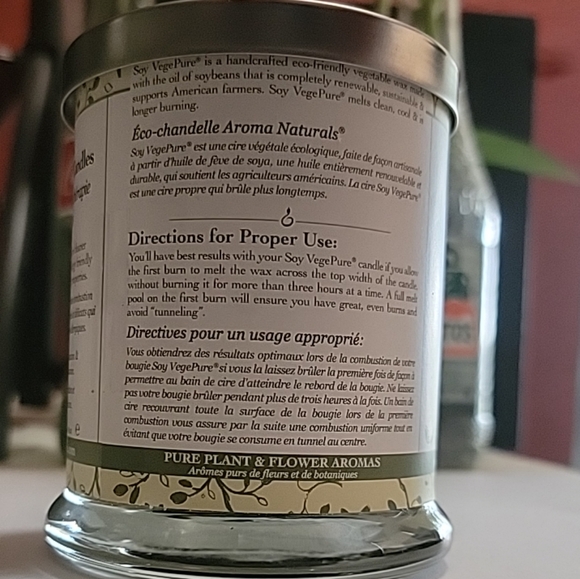 Aroma Naturals - Meditation - 100% Natural Soy Essential Oil Candle - Picture 2 of 3